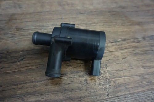 Zusatzwasserpumpe Audi A3 8P TT 8J VW Golf 5 Passat 3C Wasserpumpe 1K0965561G