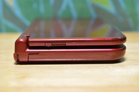 Clean Nintendo New 3DS XL Metallic RED W/ Box, Charger & Stylus USA Version