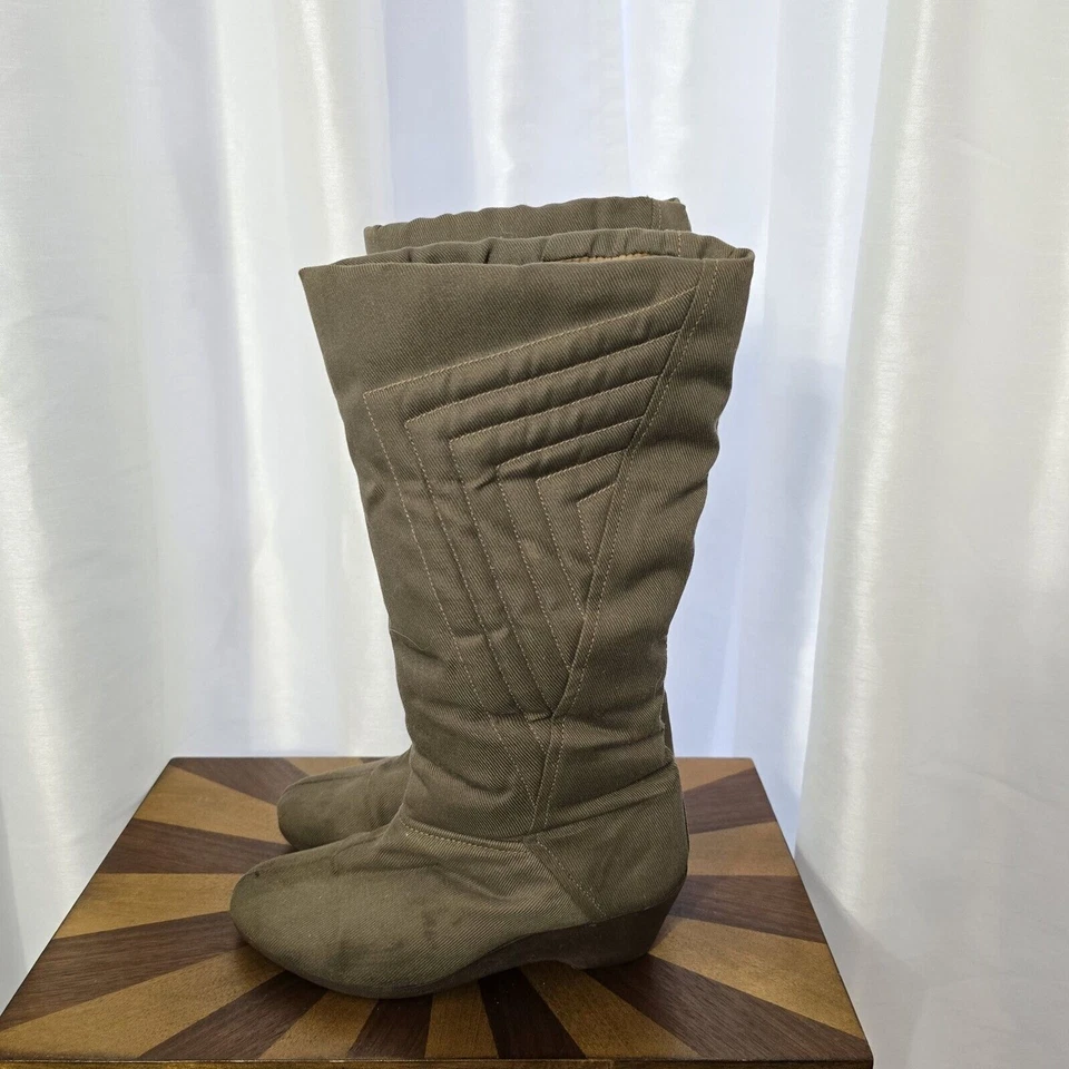 Vintage 1960s 70s Ski Snow Winter Boots Mod Boho US 6 Quilted Corduroy USA Women - Image 4 of 4