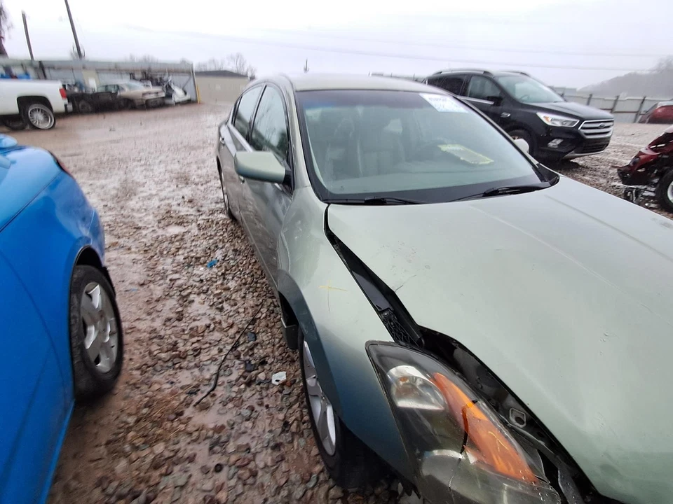 Used Front Left Door Assembly Front fits: 2007 Nissan Altima electric Sdn Front Foto 2 de 4