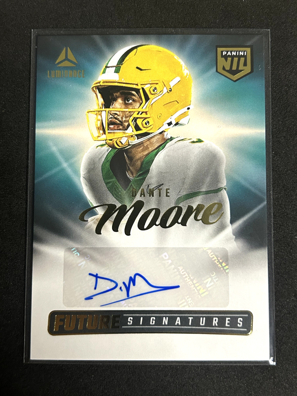 Dante Moore 2025 Luminance NIL Future Signatures OREGON