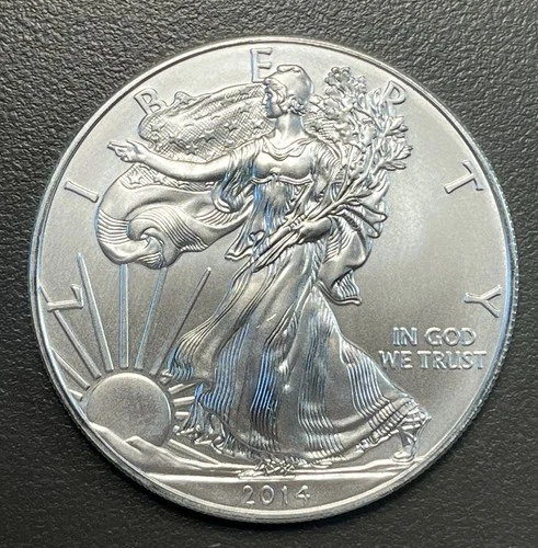 2014 American Eagle Silver Dollar / 1 oz .999 Silver / Uncirculated