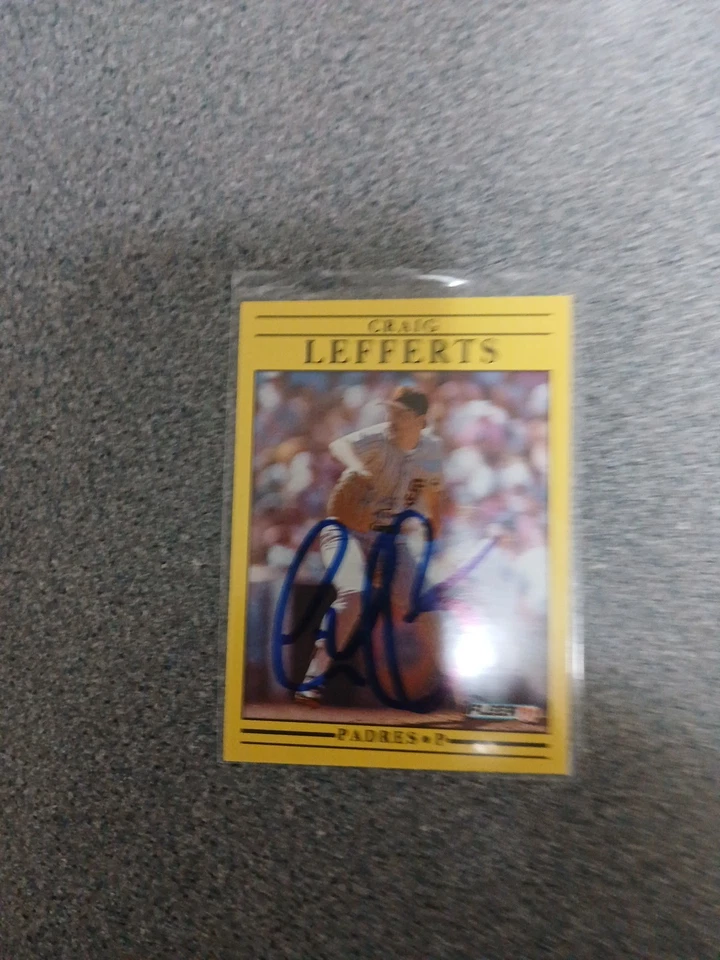 Craig Lefferts Signed In Person 1991 Fleer Padres Card A8 - Image 2 of 4