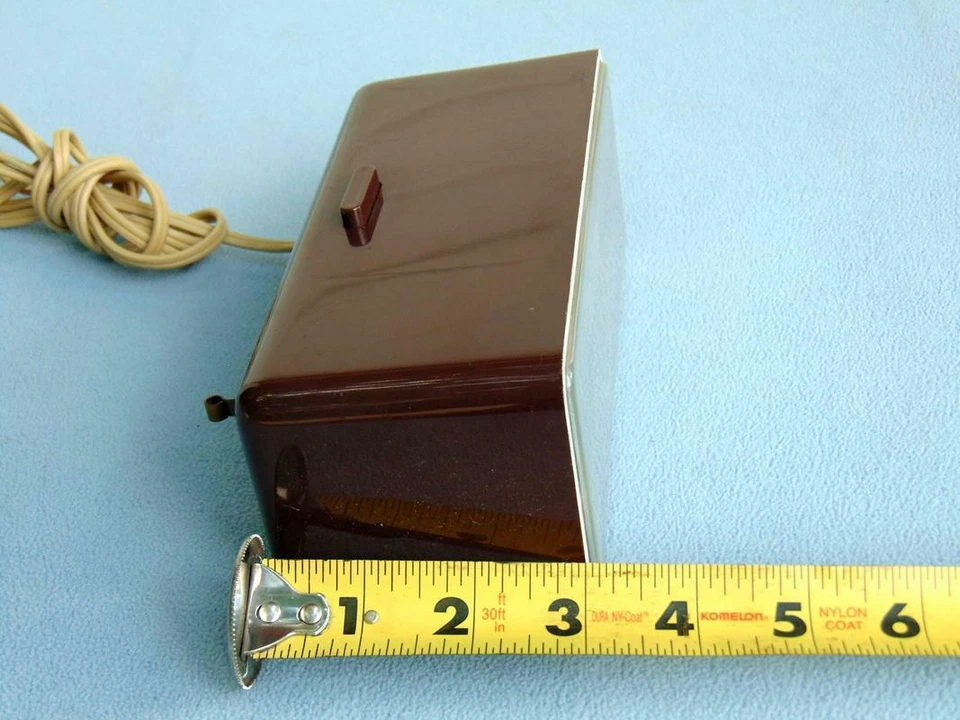 Vintage GE Flip Clock Bedside Night Light Retro Estate Find Runs Crack Face GY - Image 3 of 4