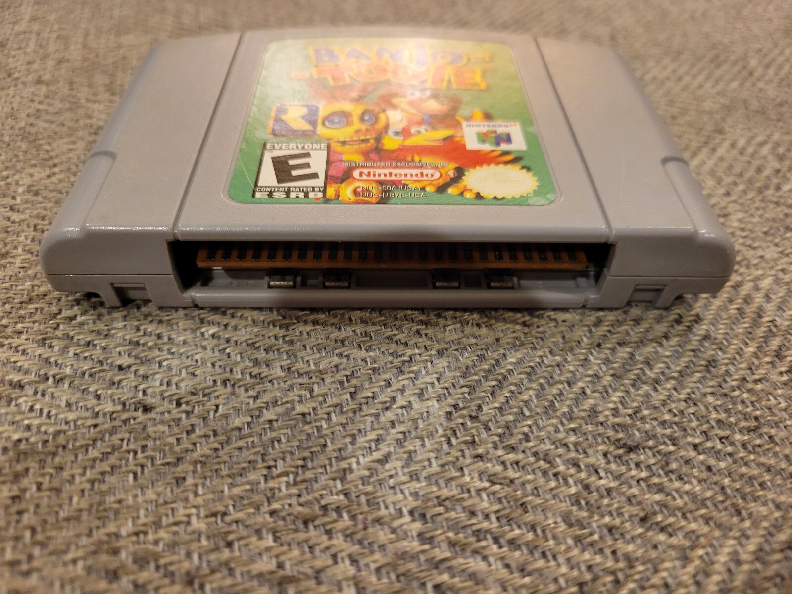 BanjoTooie N64 Complete In Box CIB Authentic Protector Is