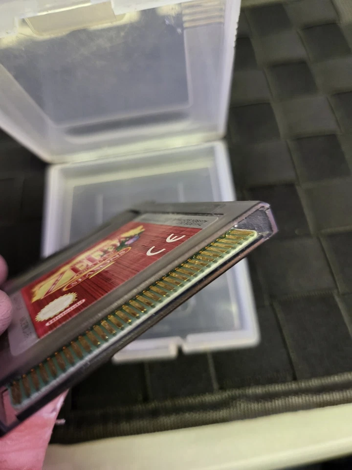 Legend of Zelda: Oracle of Seasons - Game Boy Color - Image 3 of 4