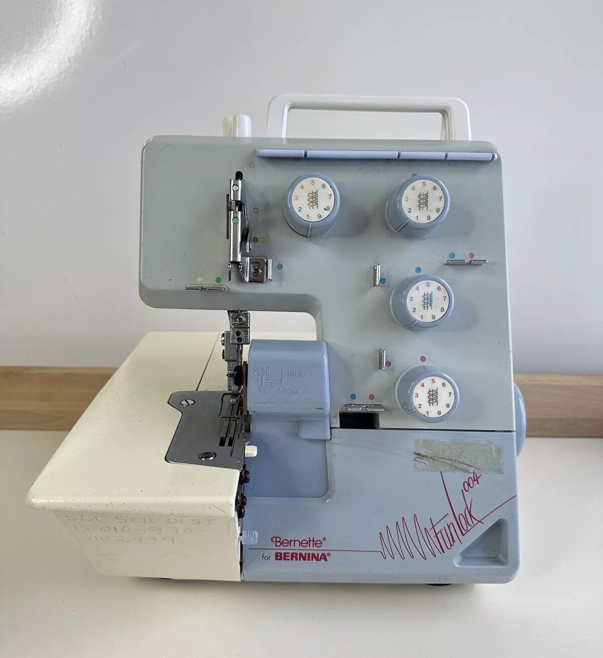 Bernina Bernette Funlock 004-D Overlock Serger Sewing Machine No Pedal ...