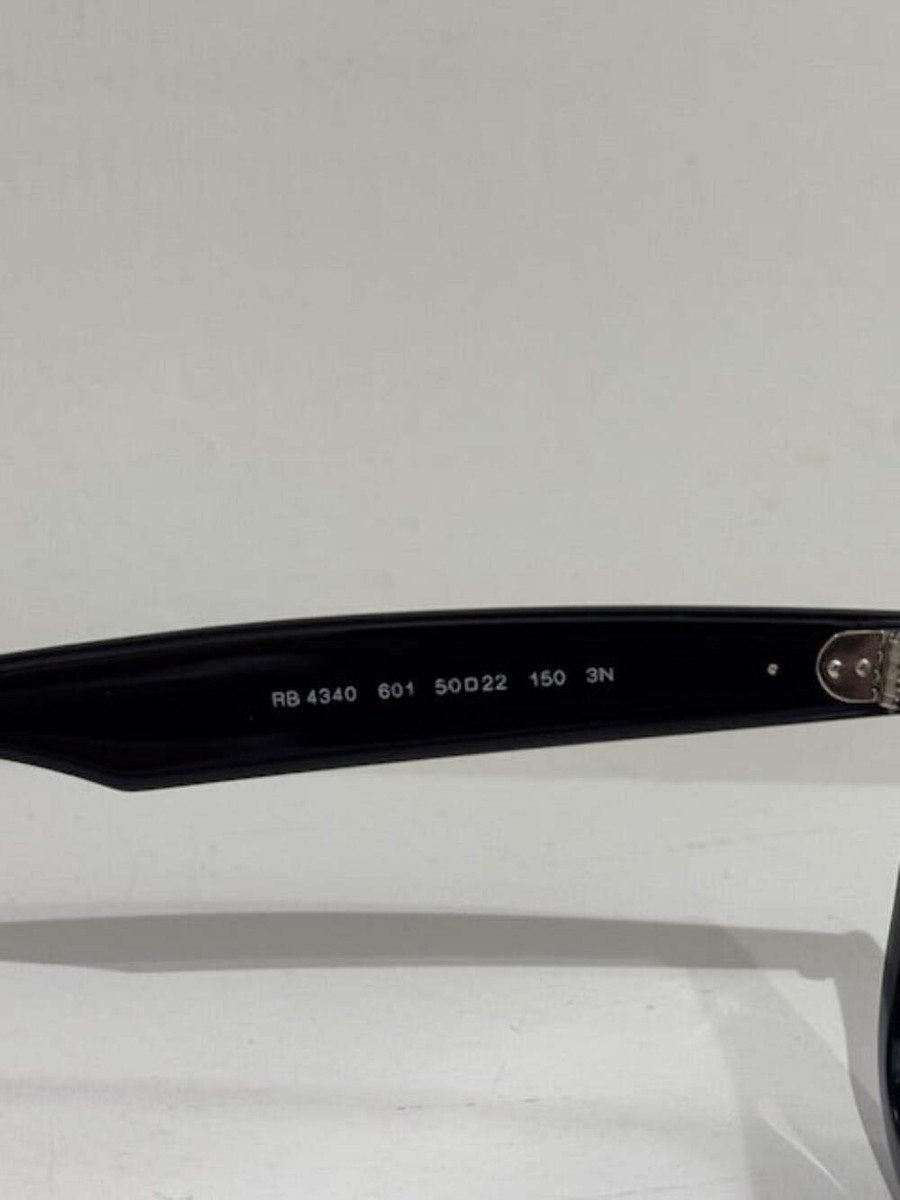 Ray-Ban RB 4340 ブラックサングラス RB4340 サングラス ブラック | SmartBuyGlasses JP