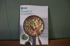 Weight Watchers-Simply 5-cookbook-125 recipes 2019 NEW