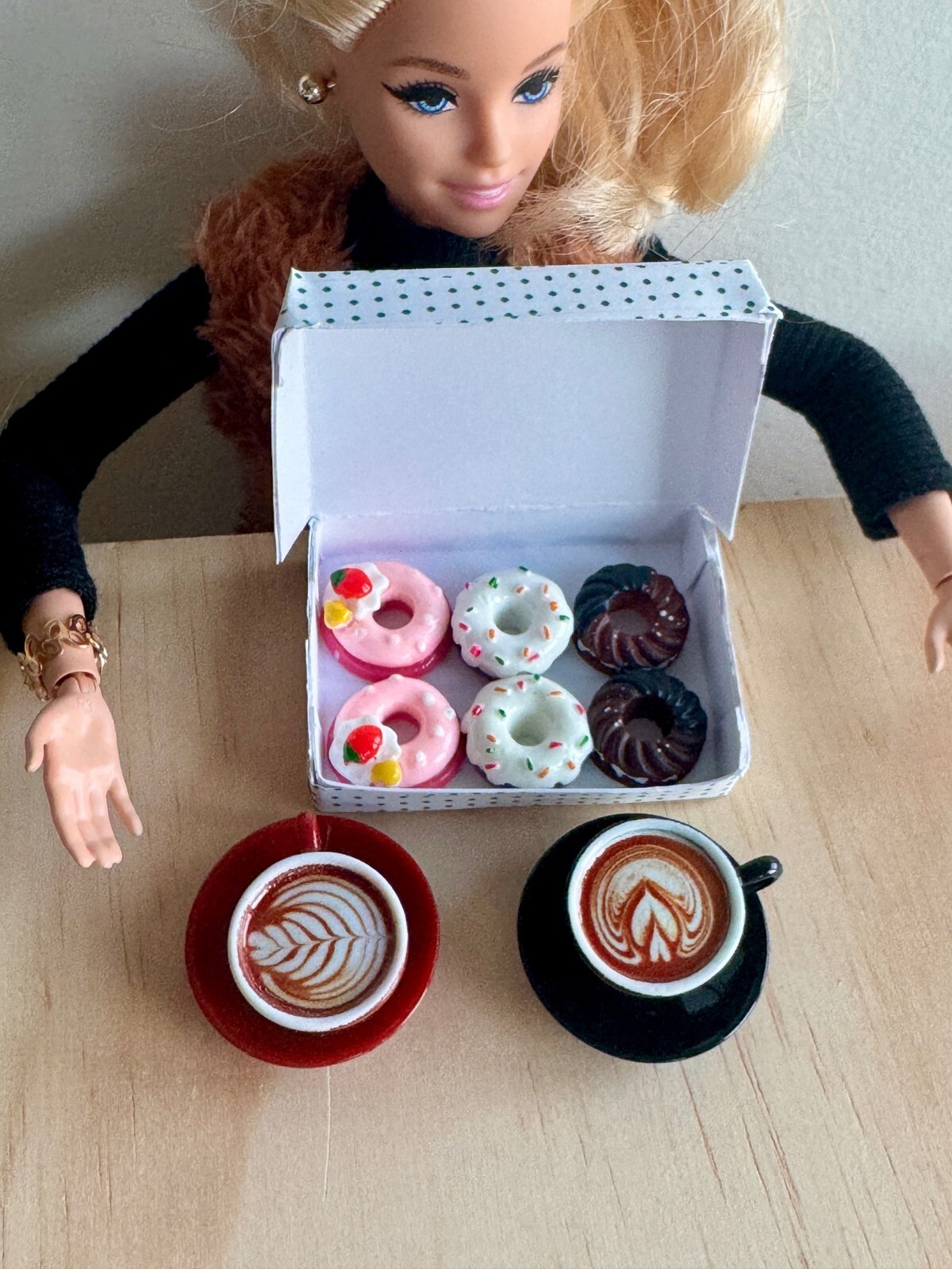 1:6 donuts set coffee Krispy Kreme Dunkin donuts Doughnuts 11 pcs set dessert