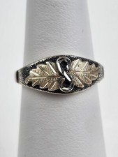 Vintage Wheeler Sterling Silver Ring Size 6 Infinity loop w/ golden leaves