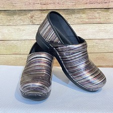 Dansko XP Professional Blue Red Gray Striped Patent Leather Slip On Clogs 41