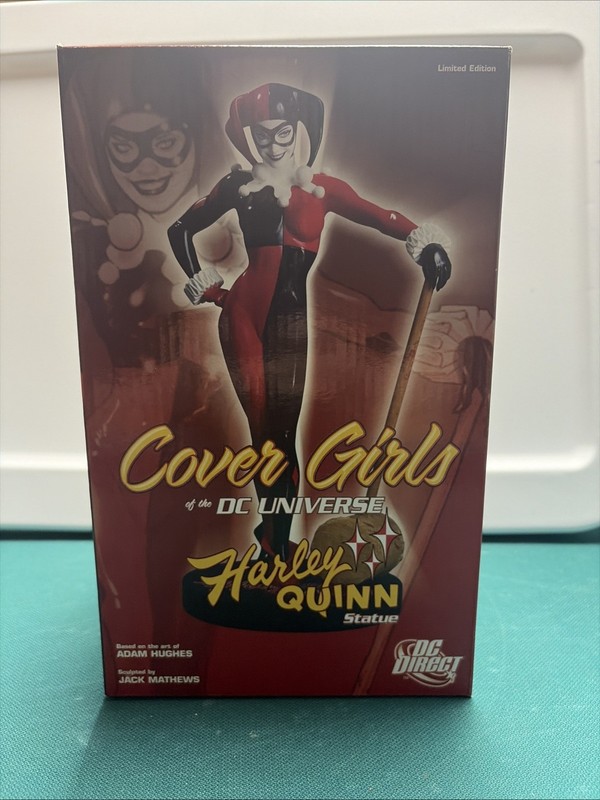 Cover Girls Of The DC Universe: Harley Quinn Statue 4048/8000