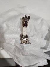 VTG Bernina sewing machine Old Style Presser Foot #000 ZIG ZAG 1 TAB