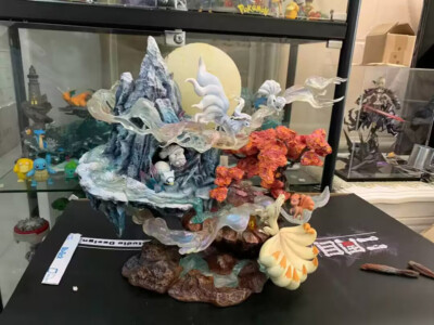 Gene Studio Alolan Ninetales & Vulpix Resin Statue Collectible