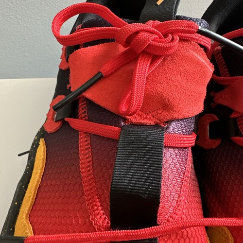 Adidas Trae Young 1 Hawks Basketball Shoes Red Gold GY3772 Men Sz 11.5 - Picture 2 of 24