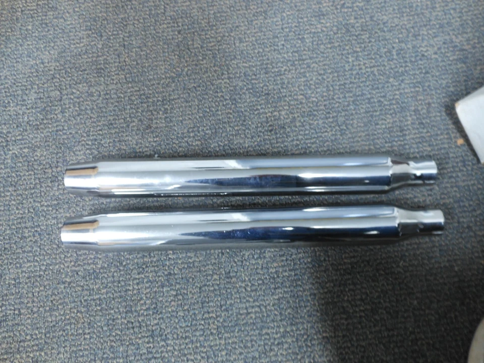 Silenciador de escape cromado NOS MAC Performance Yamaha 77-82 XS400 402-221 Foto 4 de 4