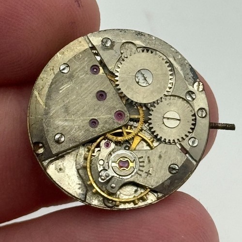 MONTRE ETA 2000 PART. 242 HAUTEUR 199