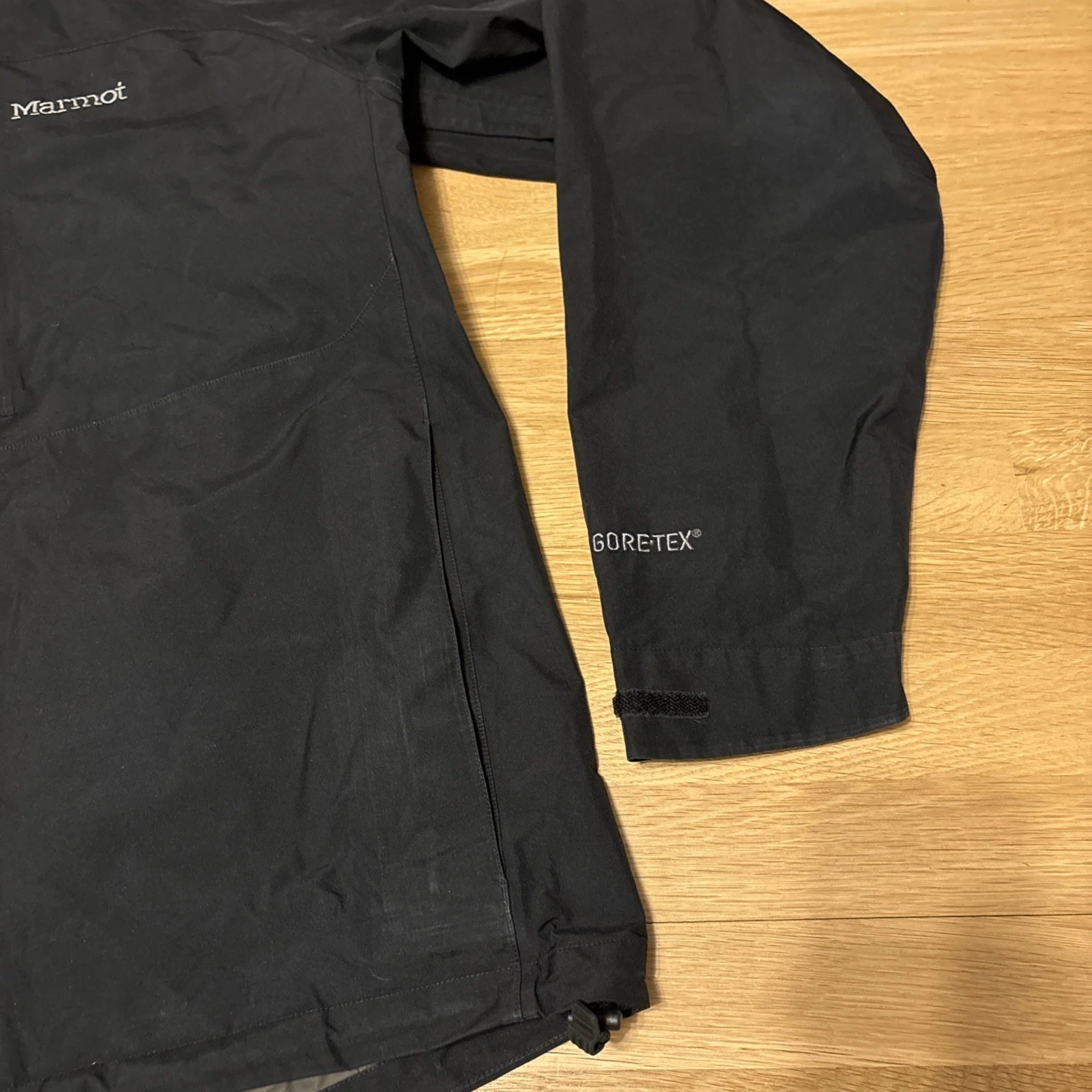 Marmot Minimalist Gore-Tex Rain Jacket Men’s Size XXL- Black Hooded 2XL Used - product detail image 2