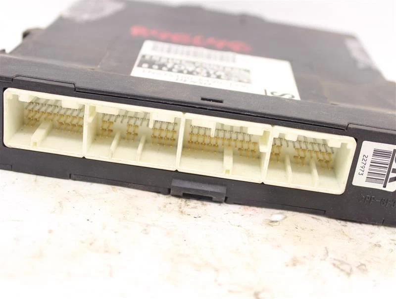 ECU ECM COMPUTER Solara 2005 05 2006 06 Auto 8966106C01 898698 - Image 2 of 3