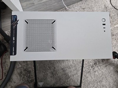 Gaming PC / AMD Ryzen 9 3900XT 12 Core Processor/2TB SSD/16GB RAM