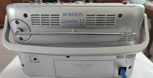 Roberts dab/fm radio Gemini 12. RD-12. SPARES OR REPAIR - Picture 2 of 15