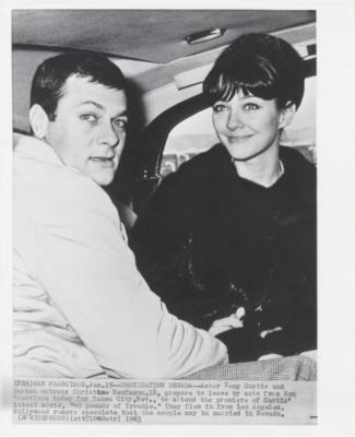 TONY CURTIS-ORIGINAL PHOTO-CRISTINE KAUFMANN-WEDDING-IN CAR | eBay
