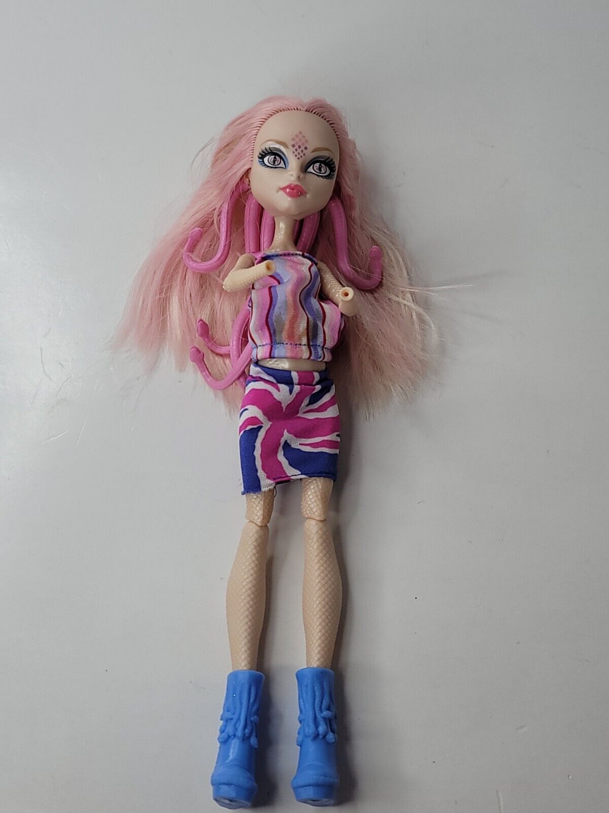 viperine gorgon monster high doll she is missing her - Depop