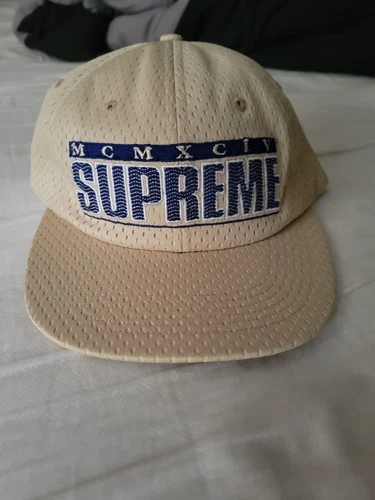 Chapeau Suprême