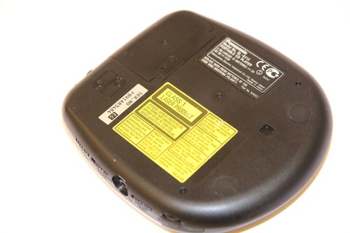 Reproductor de discos compactos de CD portátil Panasonic audio digital Discman SL-S113 XBS - Imagen 3 de 12