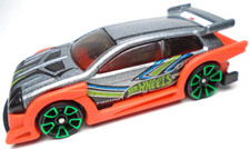2002 HOT WHEELS FLIGHT '03 SILVER & RED 1:64 DIECAST 2 7/8" CAR W/ GREEN & BLUE
