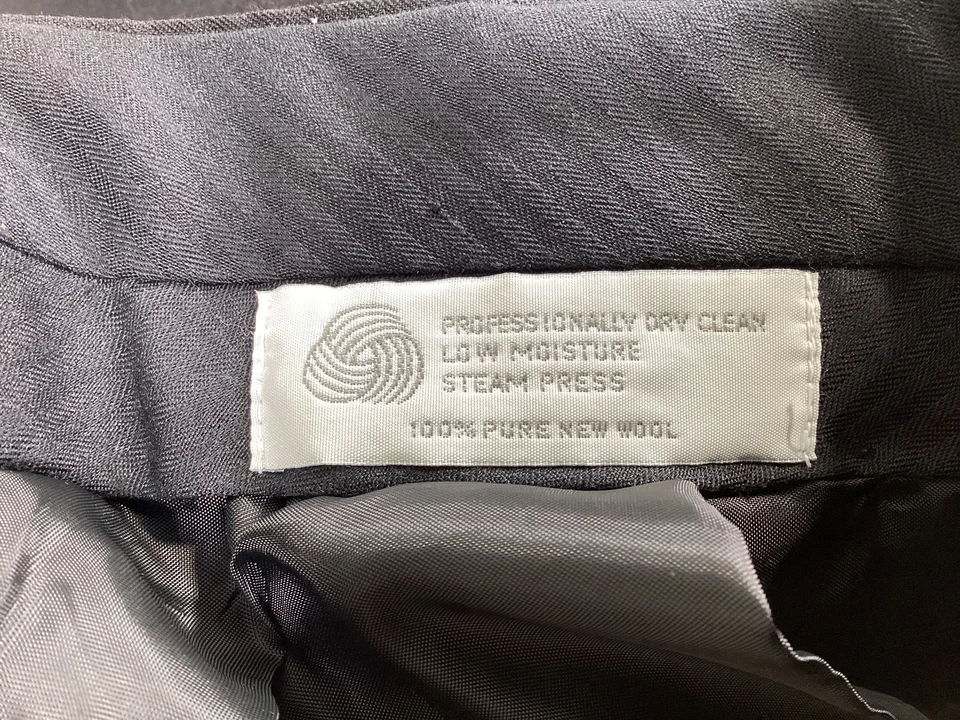 Pantalones de vestir de lana negros con inserción para hombre plisados con puños talla 34x31 nuevos sin etiquetas Foto 3 de 4