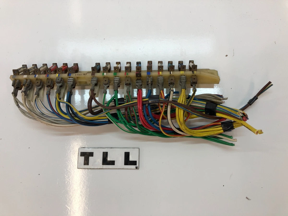 86 93 Volvo 240 WAGON Fuse Box 3544157 Harness Electrical eBay