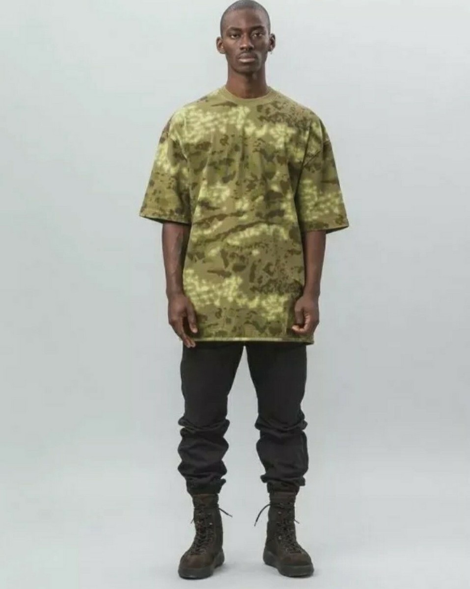 Yeezy Season 3 Heavy Knit Oversized Short Sleeve T Shirt KW3M100