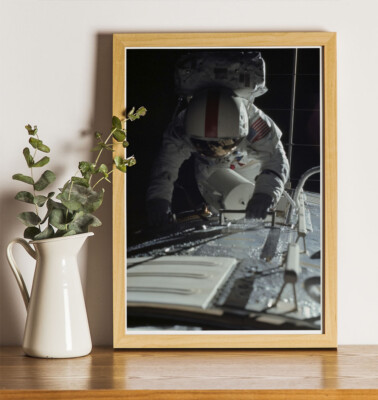 Apollo 17 Moon Landings NASA : 12''x8'' Professional Photo