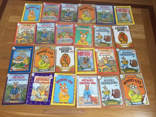 PBS Cartoon Storybooks Marc Brown ARTHUR Book Lot Bedtime 24 Story Picture Books - Picture 2 of 7