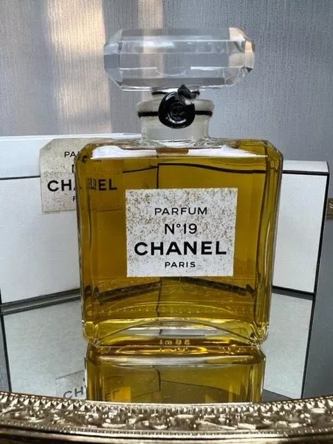 VERY RARE VINTAGE 1970's CHANEL No 5 PURE PERFUME EXTRAIT 1 oz Sealed  Bottle