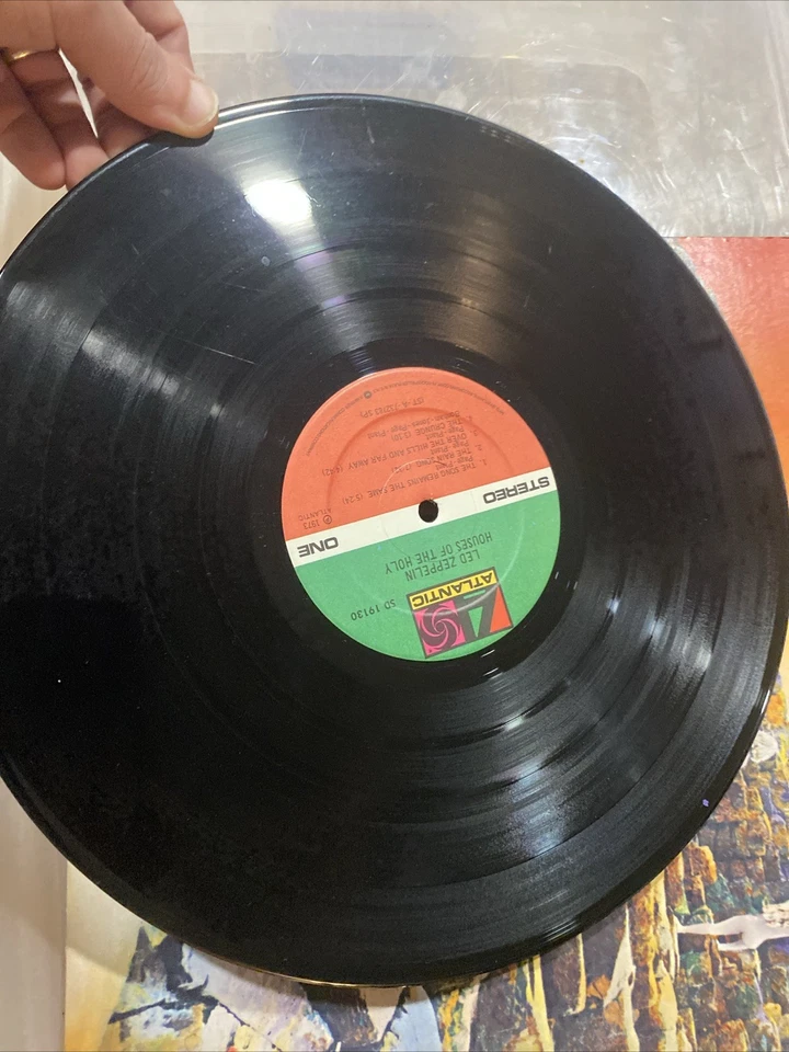 Vintage Led Zeppelin House Of The Holy Vinyl Record (Original 1973) - Image 4 of 4