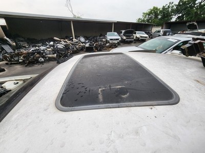 1998-1999-2000-2001-2002 LINCOLN TOWN CAR SUNROOF GLASS