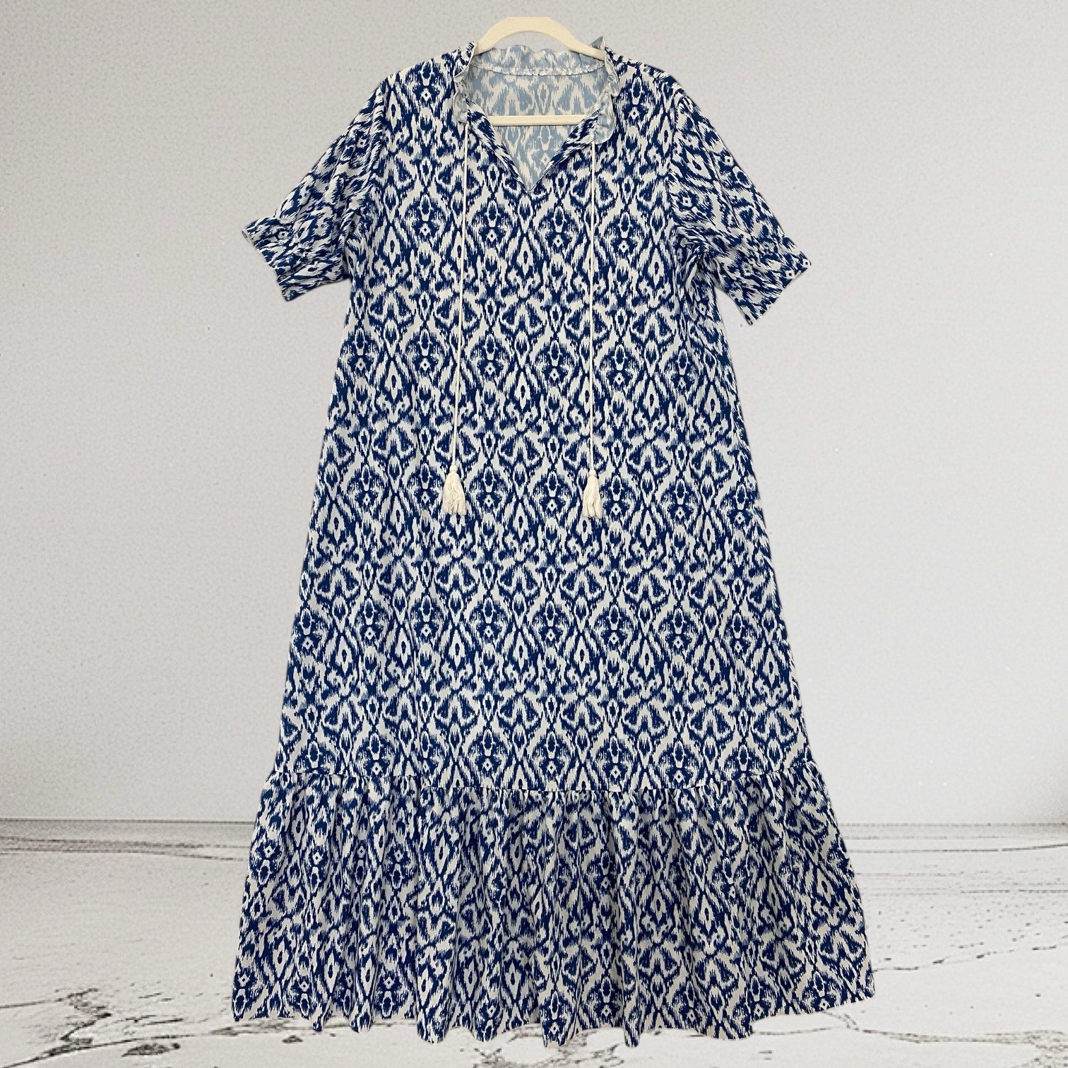 Women’s Ikat Print Tie Neck Maxi Dress Size XL Lightweight Boho Chic