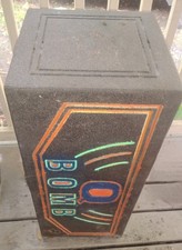 Q BOMB BOX TWO 12S