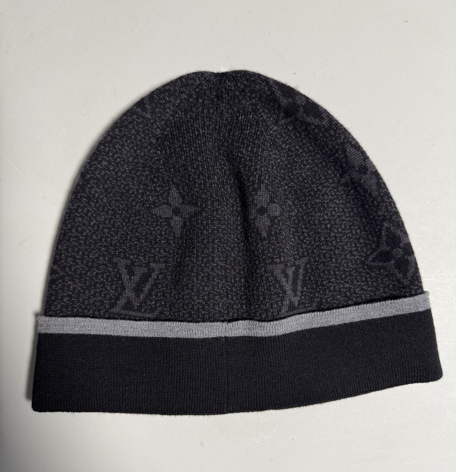 Louis Vuitton Monogram Eclipse Beanie Hat 100% Wo… - image 4