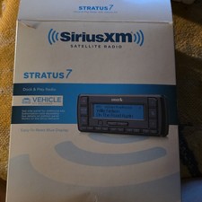 SiriusXM Stratus 7 Dock Play Satellite Radio Vehicle Kit Black SSV7V1