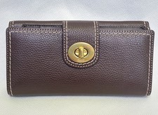 Coach F43606 Mahogany Pebbled Leather Turnlock Checkbook Wallet NWT Vintage