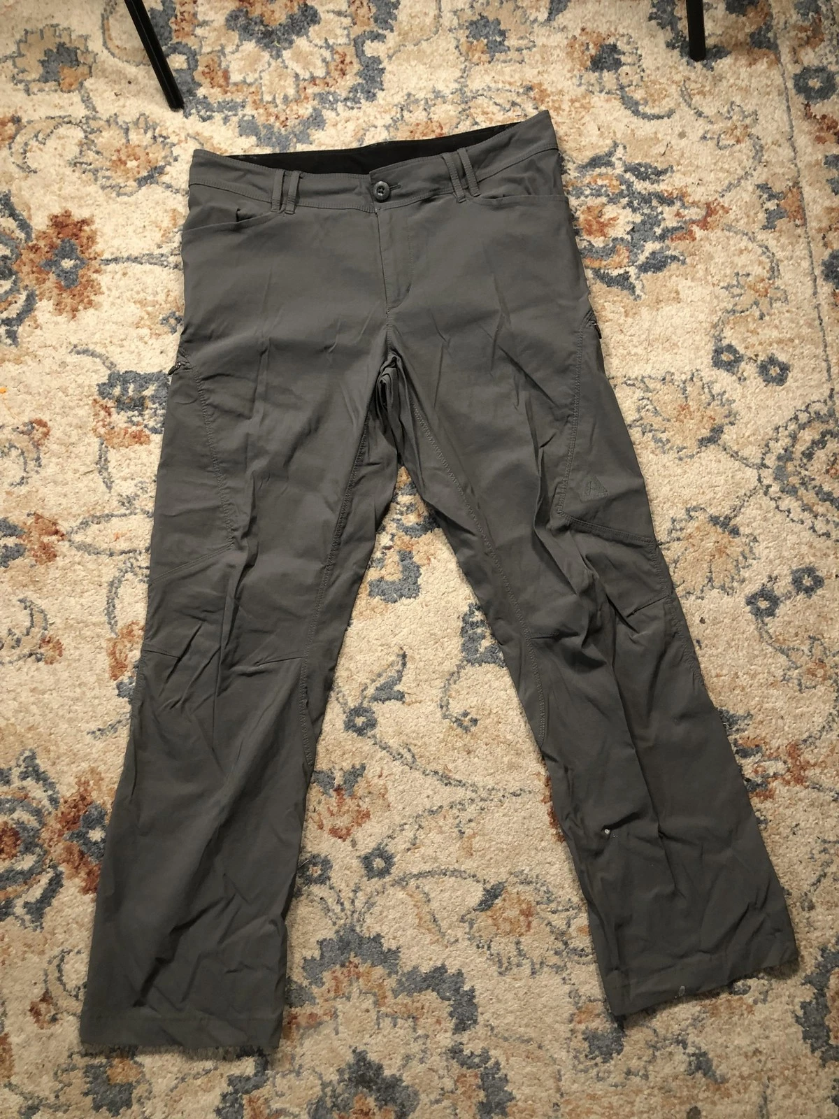 Eddie Bauer First Ascent Pants Mens 32x30 Gray Hiking Climbing Outdoors
Opens in a new window or tab