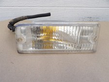 Dodge Daytona 1987-1991 Park Lamp Turn Signal Lh Drivers Side -bumper Mounted Dodge Daytona 1987-1991 Park Lamp Turn Signal Lh Drivers Side -bumper Mounted