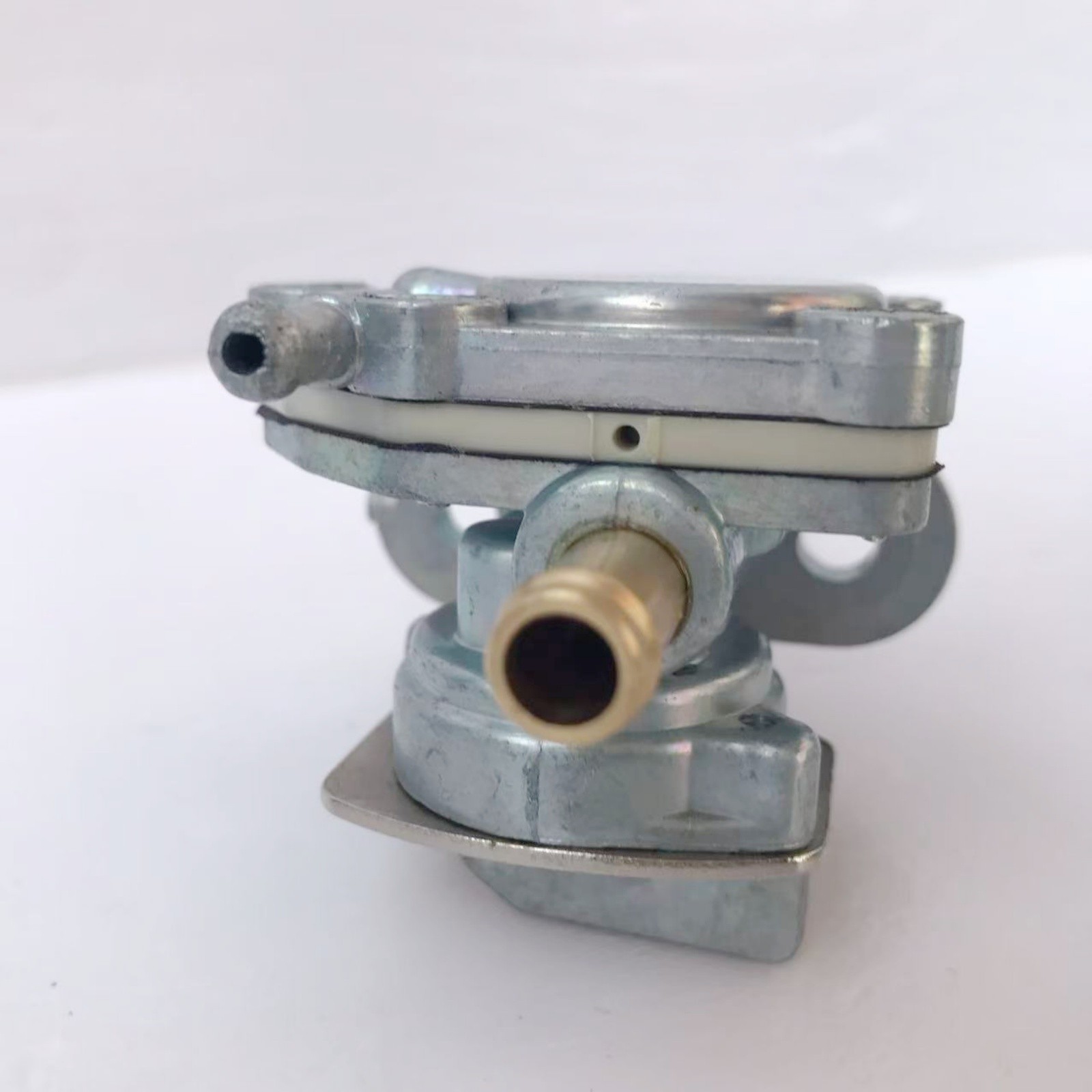 NEW For Suzuki Fuel Petcock Cock Valve DRZ400 DR-Z400S 2000-2019 DR-Z400SM 05-21