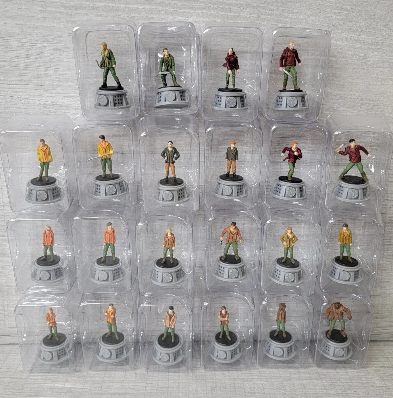 The Hunger Games Collectible Mini Figure 2012 Wizkids NECA – You Choose