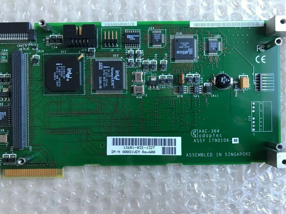 Scheda controller raid 4 canali Adaptec AAC-364 PCI a Ultra2 SCSI - con AAC-9... - Immagine 4 di 4