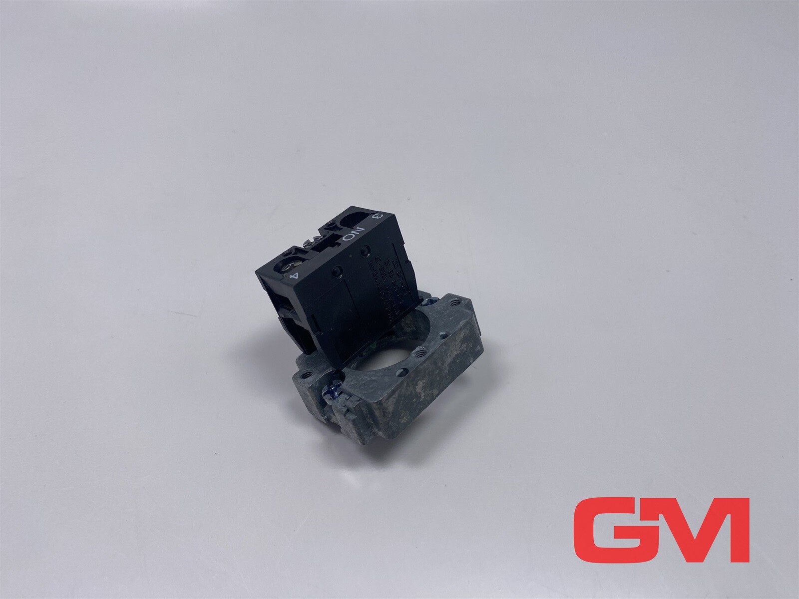 Schneider Electric Auxiliary ZB2BZ101 Body for Control Button ZB2-BE101
